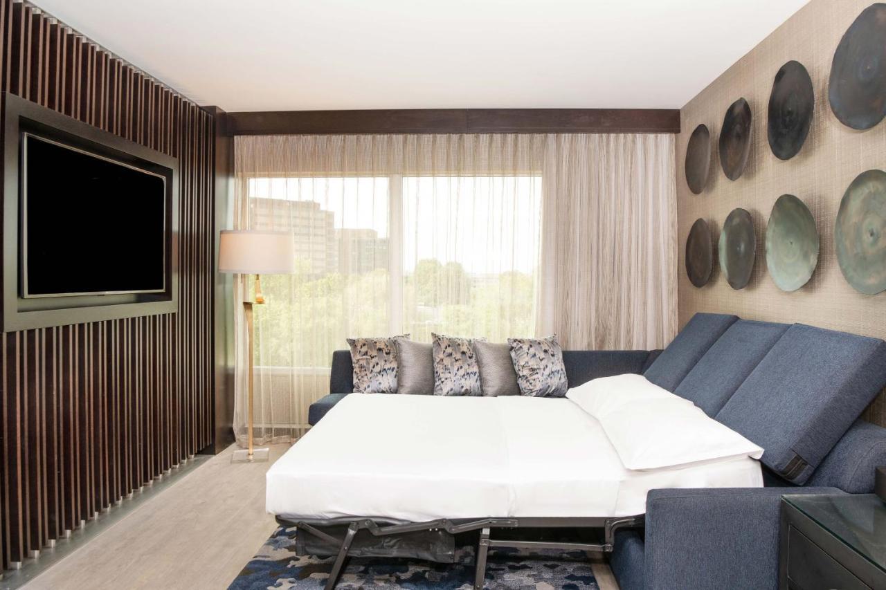 เชอราตัน แอนน์ อาร์เบอร์ โฮเต็ล Hotel แอนอาร์เบอร์ ภายนอก รูปภาพ