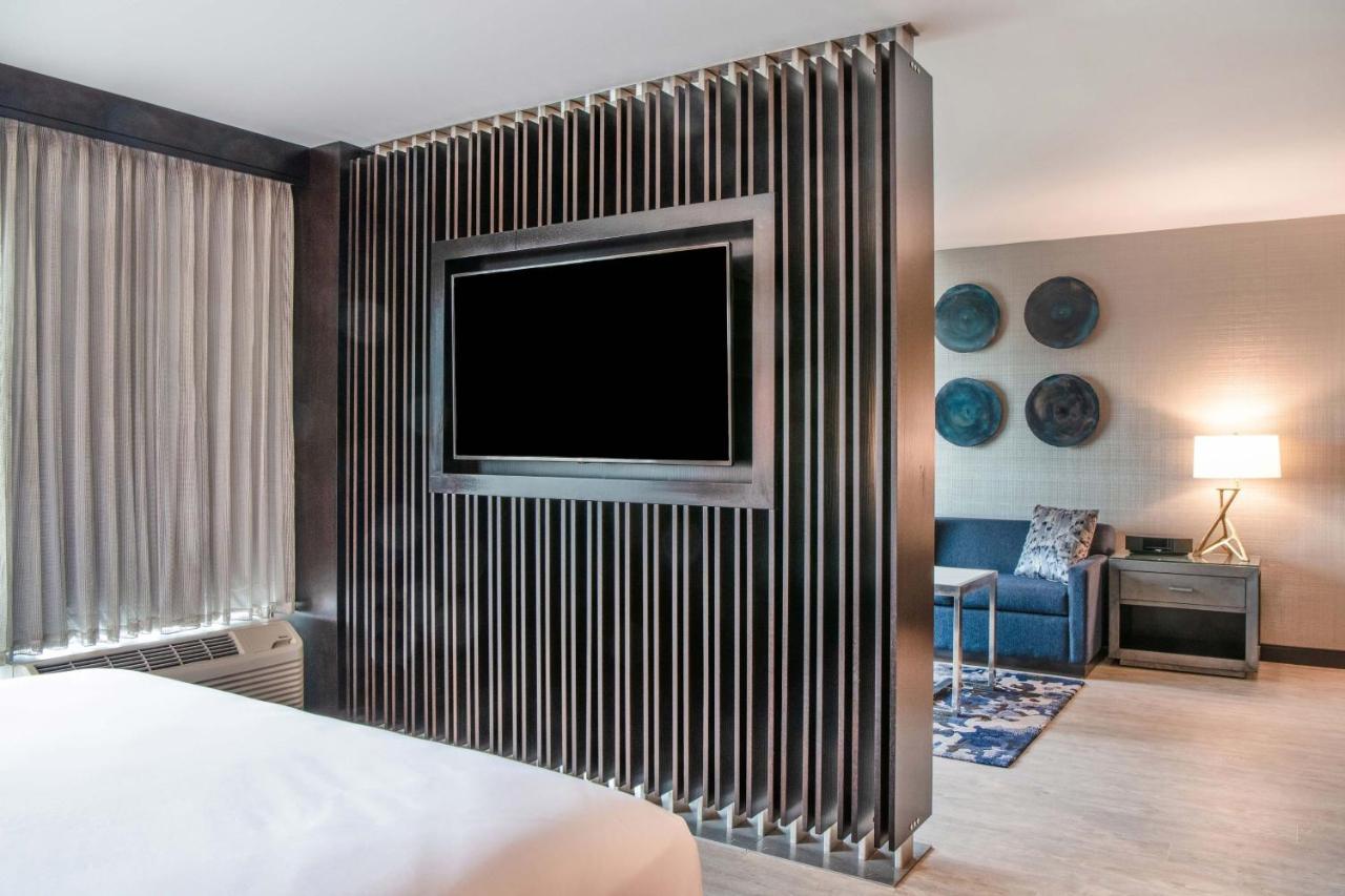 เชอราตัน แอนน์ อาร์เบอร์ โฮเต็ล Hotel แอนอาร์เบอร์ ภายนอก รูปภาพ