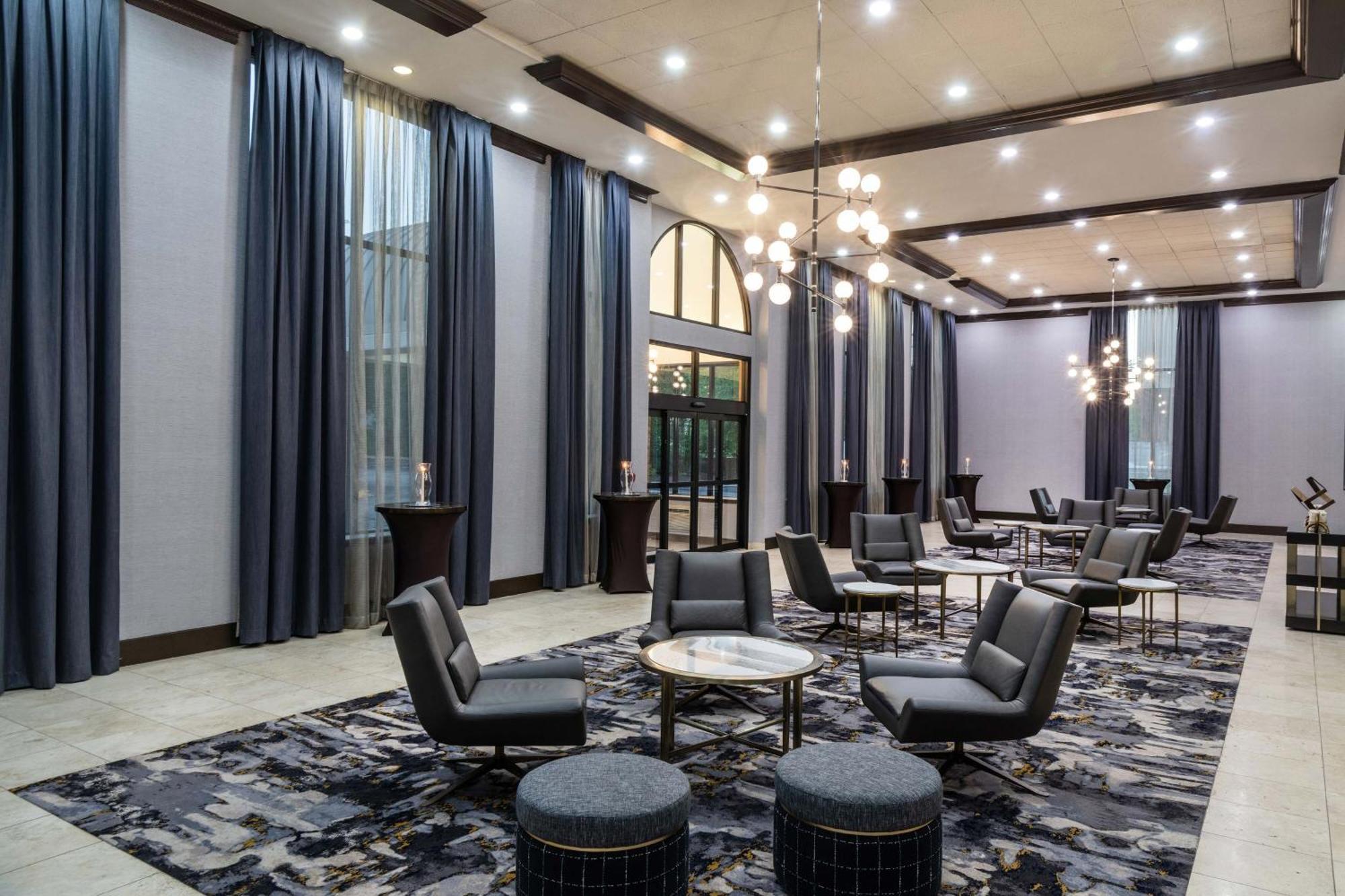 เชอราตัน แอนน์ อาร์เบอร์ โฮเต็ล Hotel แอนอาร์เบอร์ ภายนอก รูปภาพ